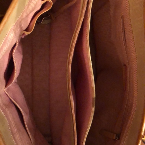 Dooney & Bourke Bag (handbag) - Picture 5 of 8